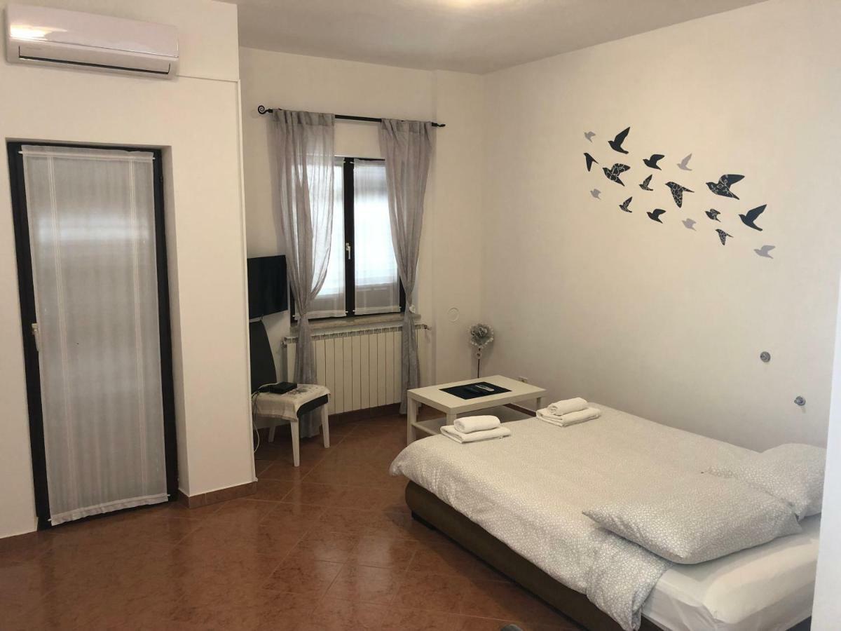 Apartment Vesna Veleniki Eksteriør bilde