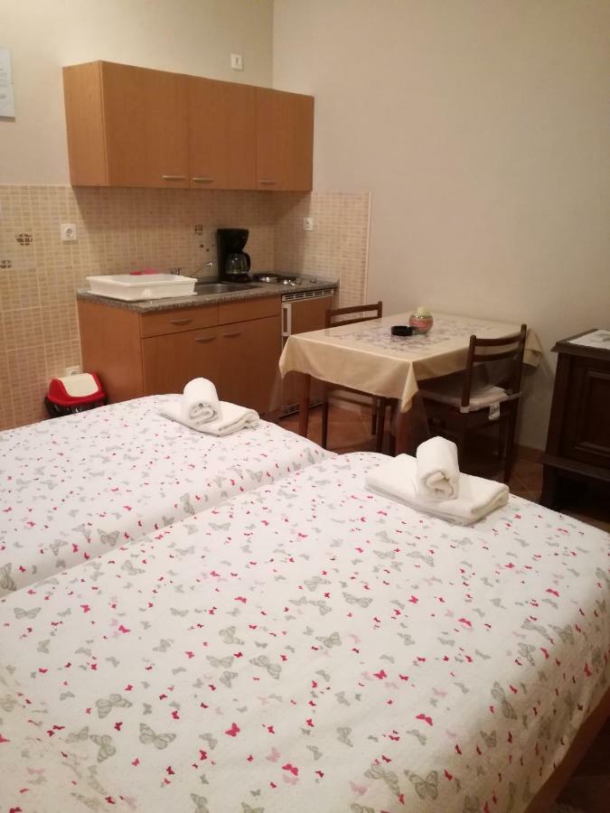 Apartment Vesna Veleniki Eksteriør bilde