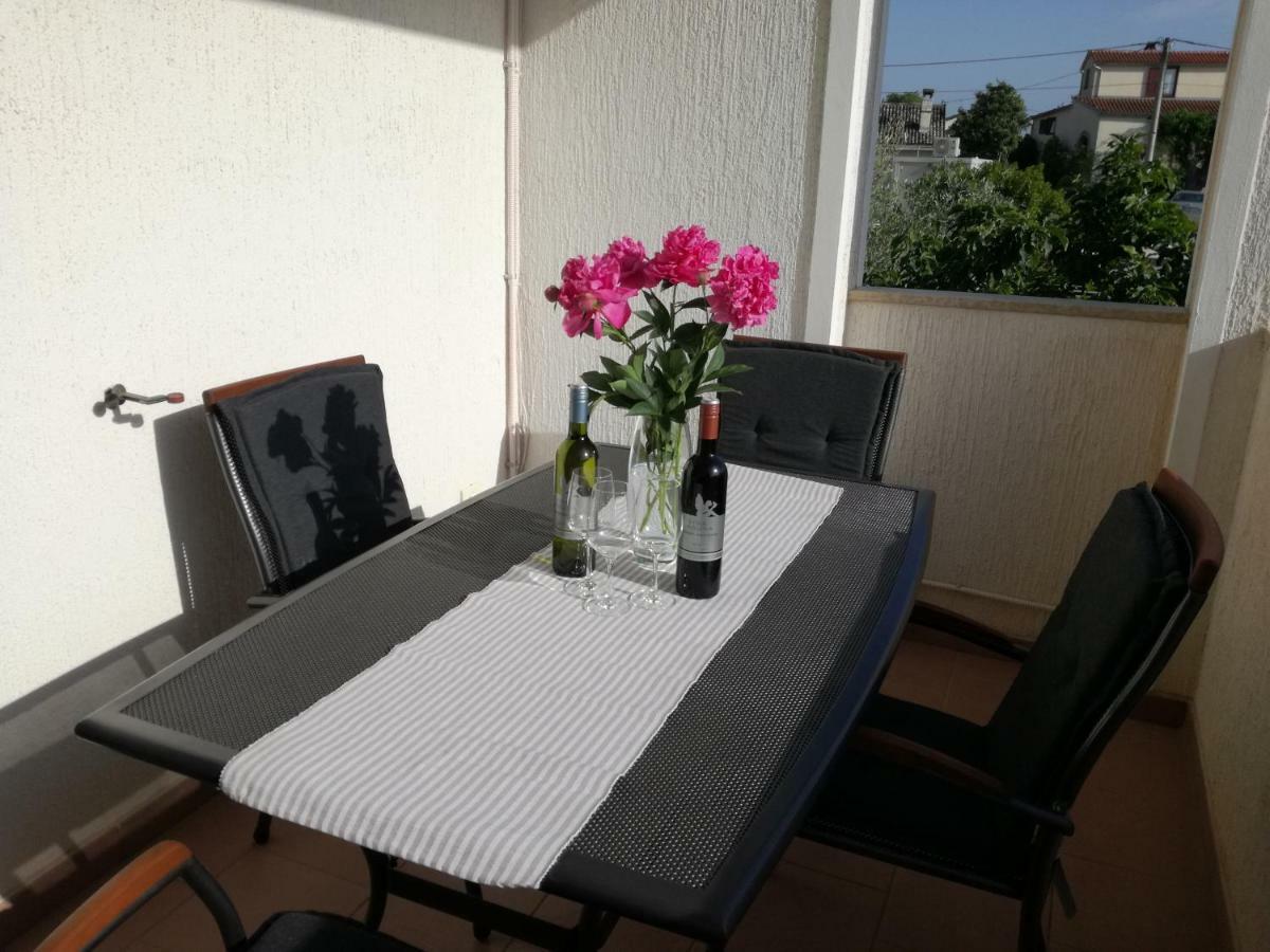 Apartment Vesna Veleniki Eksteriør bilde